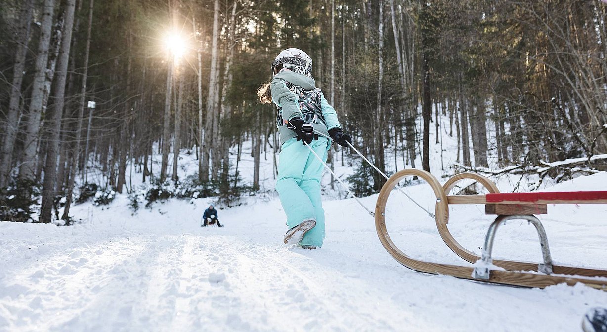 Günstiger Winterurlaub Österreich. Aktiv in Hinterstoder