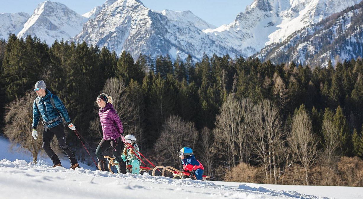 Günstiger Winterurlaub Österreich. Aktiv in Hinterstoder