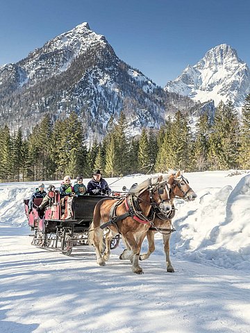 Günstiger Winterurlaub Österreich. Aktiv in Hinterstoder