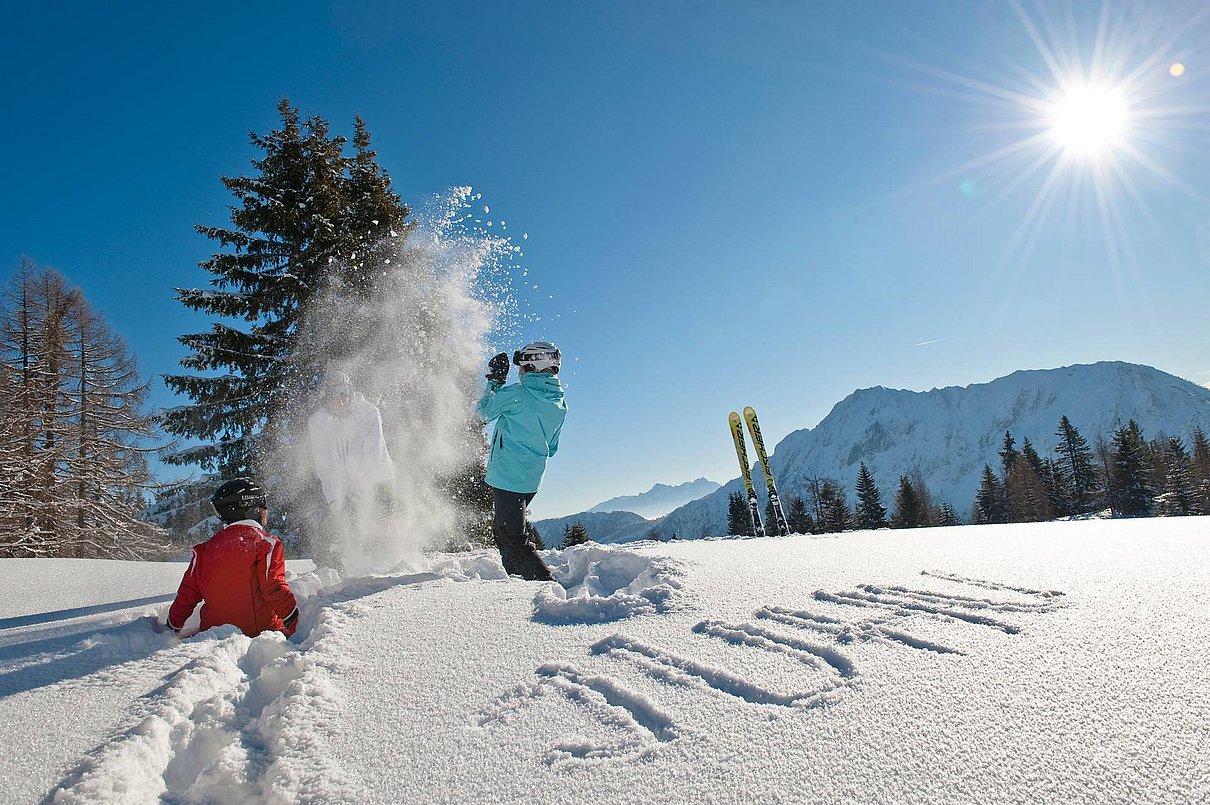 Günstiger Winterurlaub Österreich. Aktiv in Hinterstoder